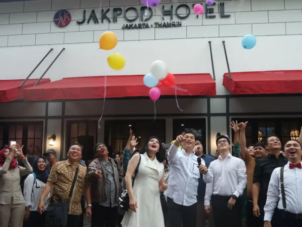 Hotel Jakpod Capsule Hotel<br>Jl. Plaju No.16, RT.10/RW.20<br>Kb. Melati, Kecamatan Tanah Abang<br>Kota Jakarta Pusat<br>Daerah Khusus Ibukota Jakarta 10230 2 jak_1